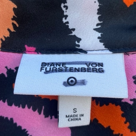 Diane Von Furstenberg Target Women's Disco Zebra Pink Pajama Top I Size: S - Picture 10 of 10